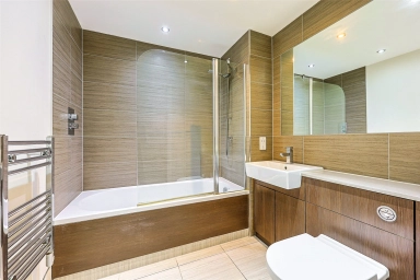 East Drive, Beaufort Park, Colindale - NW9 view 13