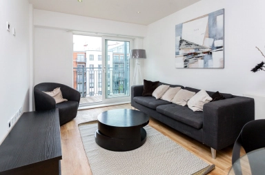 Aerodrome Road, Beaufort Park, Colindale - NW9 view 5