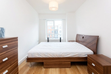 Aerodrome Road, Beaufort Park, Colindale - NW9 view 10