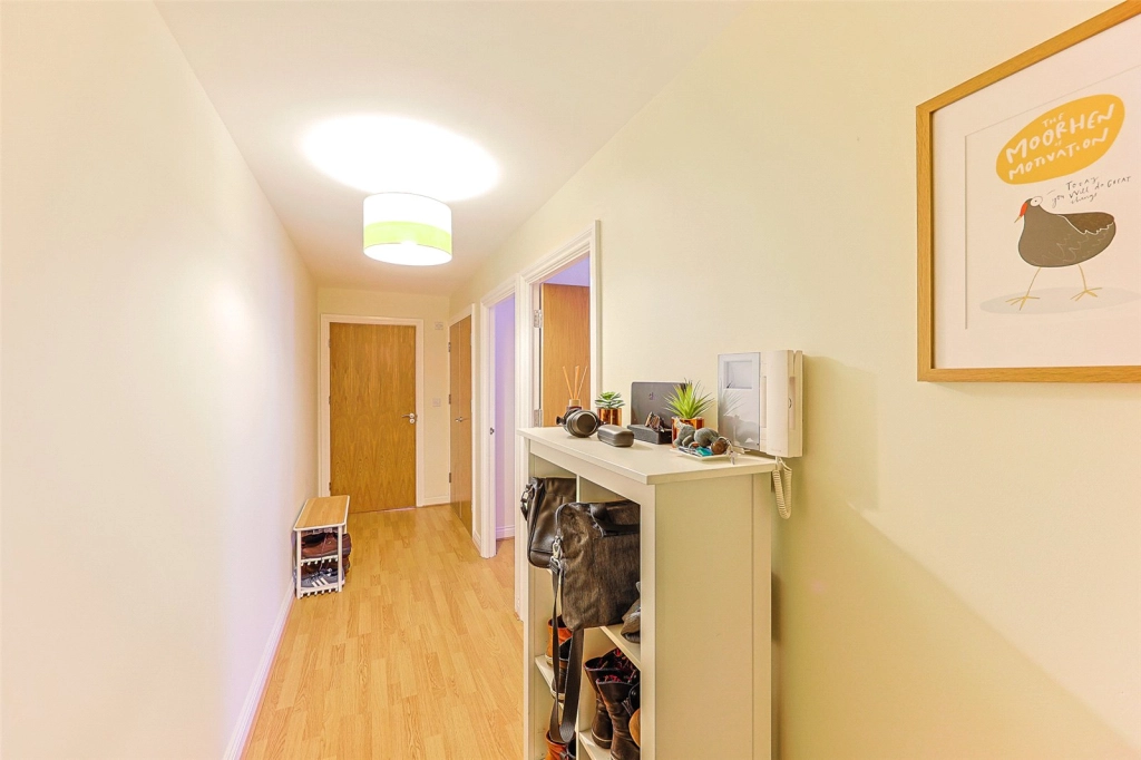 1 bedroom apartments/flats for sale in Salk Close, Colindale - NW9 view 8