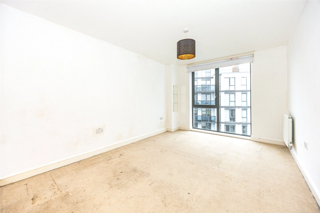 2 bedrooms apartments/flats for sale in Lingard Avenue, Colindale - NW9 view 6