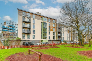 Lingard Avenue, Colindale - NW9 view 1