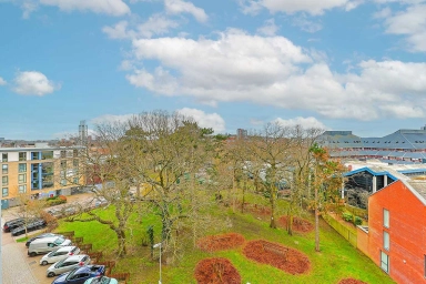 Lingard Avenue, Colindale - NW9 view 10