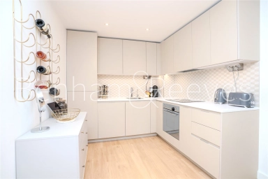 Caversham Road, Beaufort Park, Colindale - NW9 view 6