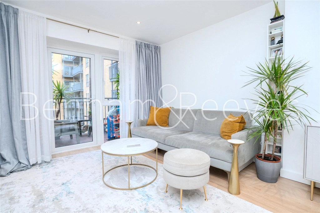 1 bedroom apartments/flats for sale in Caversham Road, Beaufort Park, Colindale - NW9 view 12