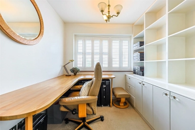 Hardwick Green, Ealing - W13 view 7