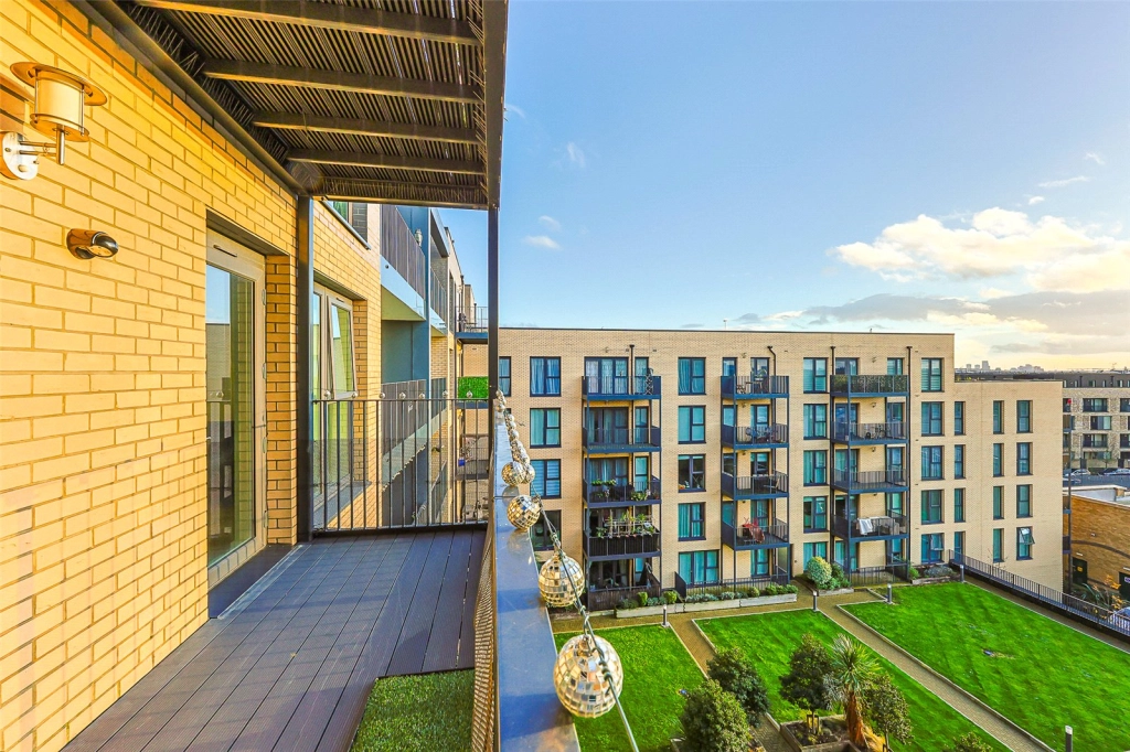 2 bedrooms apartments/flats for sale in Westmoreland Road, Colindale - NW9 view 12