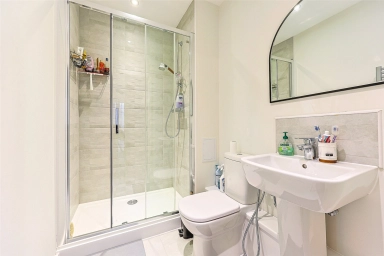 Westmoreland Road, Colindale - NW9 view 16