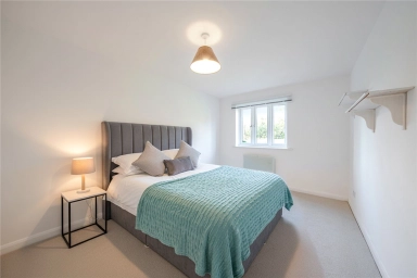 Colindeep Lane, Colindale - NW9 view 4