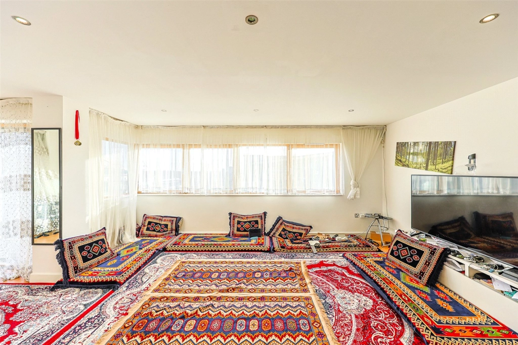 3 bedrooms apartments/flats for sale in Heritage Avenue, Beaufort Park, Colindale - NW9 view 11