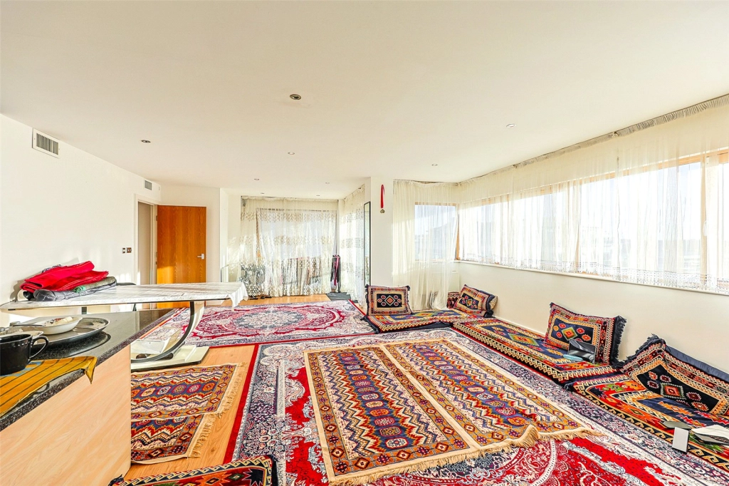 3 bedrooms apartments/flats for sale in Heritage Avenue, Beaufort Park, Colindale - NW9 view 2