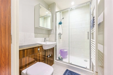 Moorhen Drive, Colindale - NW9 view 13