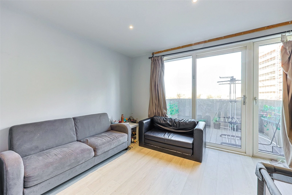 2 bedrooms apartments/flats for sale in Moorhen Drive, Colindale - NW9 view 1