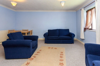 Swan Drive, Colindale - NW9 view 2