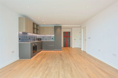 Cedrus Avenue, Southall - UB1 view 4