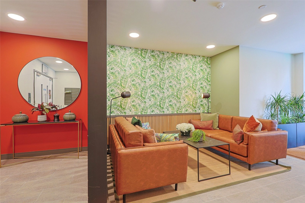 1 bedroom apartments/flats for sale in Cedrus Avenue, Southall - UB1 view 17