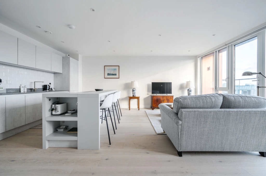 2 bedrooms apartments/flats for sale in Royal Engineers Way, Mill Hill - NW7 view 13