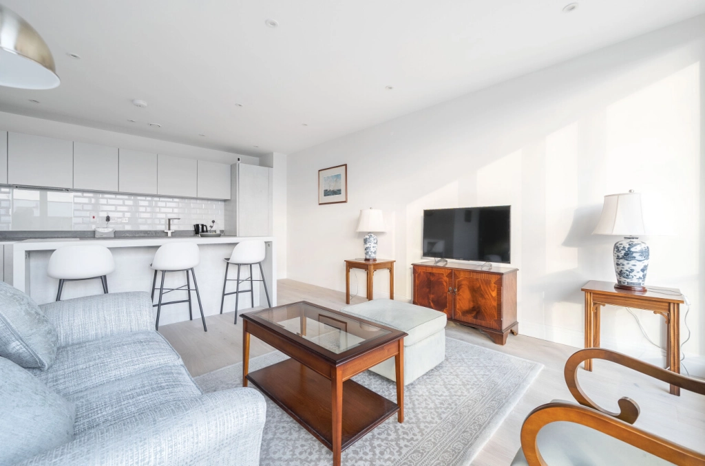 2 bedrooms apartments/flats for sale in Royal Engineers Way, Mill Hill - NW7 view 12