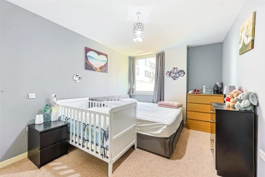 Capitol Way, Colindale - NW9 view 6