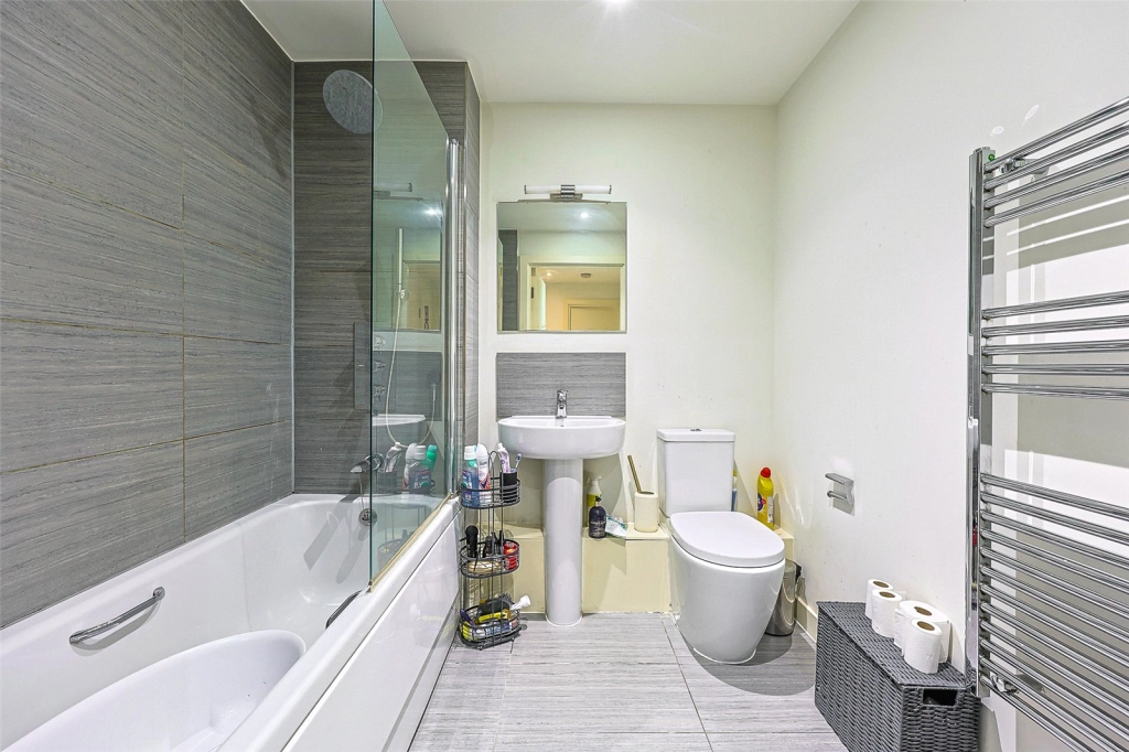 1 bedroom apartments/flats for sale in Capitol Way, Colindale - NW9 view 8