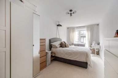 Observer Close, Colindale - NW9 view 5