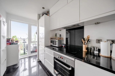 Observer Close, Colindale - NW9 view 4