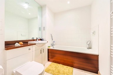 Acklington Drive, Colindale - NW9 view 10