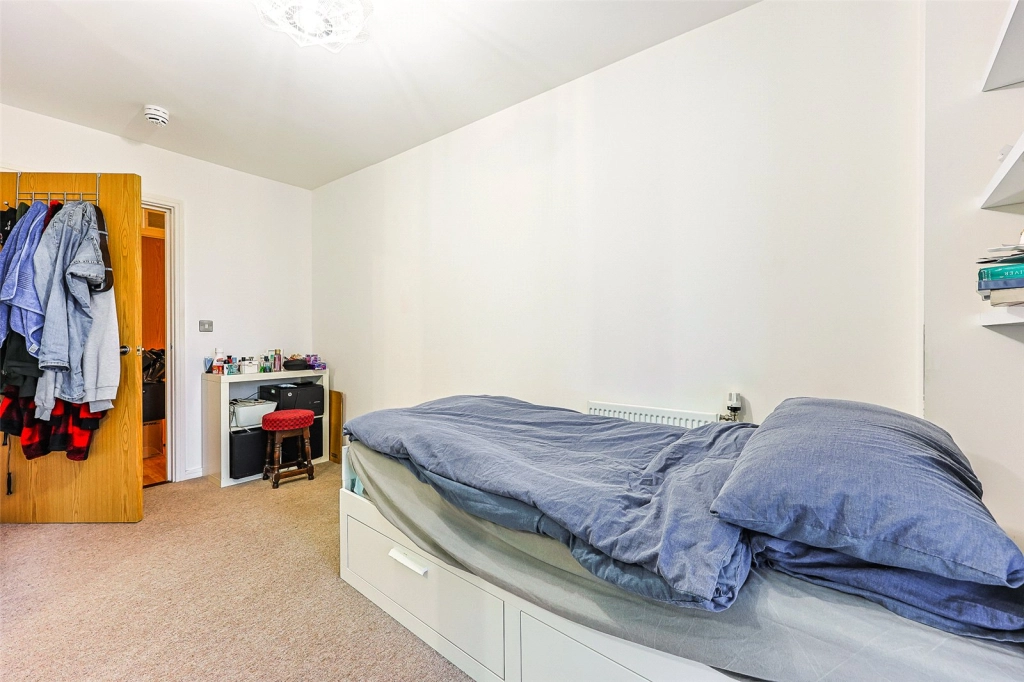 2 bedrooms apartments/flats for sale in Acklington Drive, Colindale - NW9 view 12