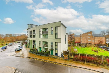 Acklington Drive, Colindale - NW9 view 15