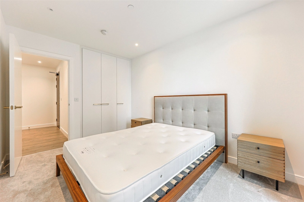 3 bedrooms apartments/flats for sale in Quay Walk, Wembley - HA0 view 5