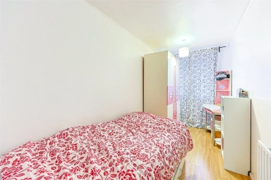 Everglade Strand, Colindale - NW9 view 8