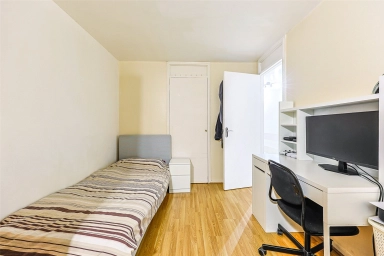 Everglade Strand, Colindale - NW9 view 15