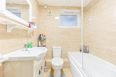 Everglade Strand, Colindale - NW9 view 7