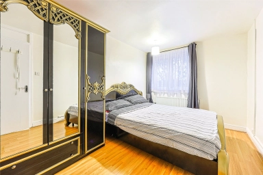 Everglade Strand, Colindale - NW9 view 14