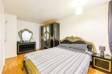 Everglade Strand, Colindale - NW9 view 5