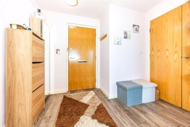 Aviation Drive, Beaufort Park, Colindale - NW9 view 18