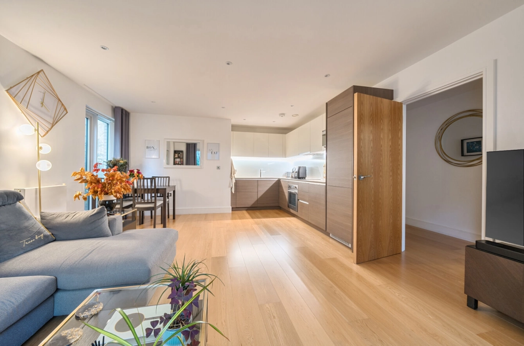 2 bedrooms apartments/flats for sale in Silverworks Close, Colindale - NW9 view 14