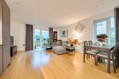 Silverworks Close, Colindale - NW9 view 13