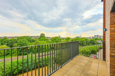Achill Close, Colindale Gardens, Colindale - NW9 view 16
