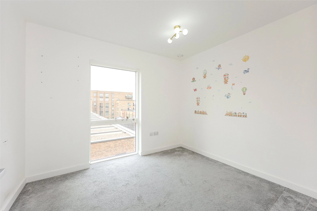 3 bedrooms apartments/flats for sale in Achill Close, Colindale Gardens, Colindale - NW9 view 13