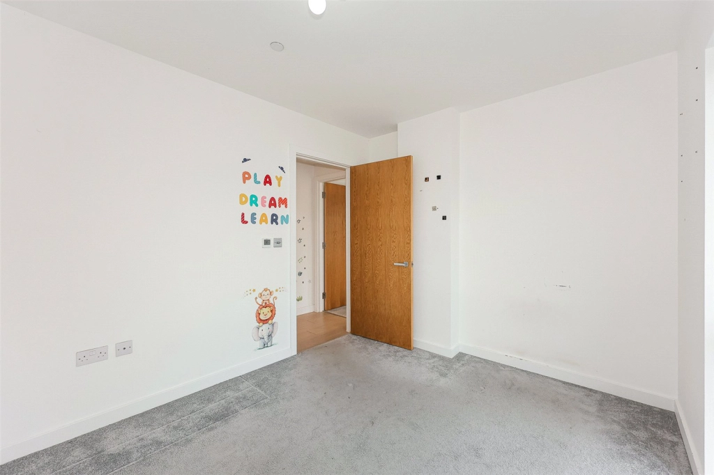 3 bedrooms apartments/flats for sale in Achill Close, Colindale Gardens, Colindale - NW9 view 14
