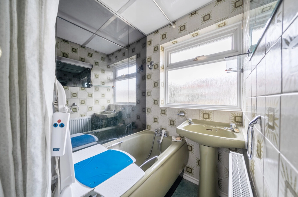 3 bedrooms houses for sale in Rushgrove Avenue, Colindale - NW9 view 13