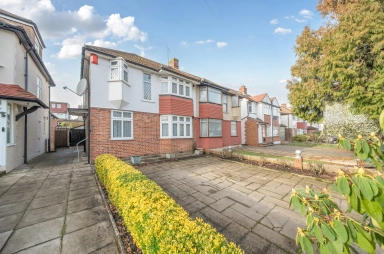 Rushgrove Avenue, Colindale - NW9 view 19