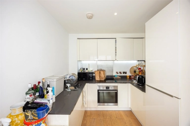 Capitol Way, Colindale - NW9 view 8