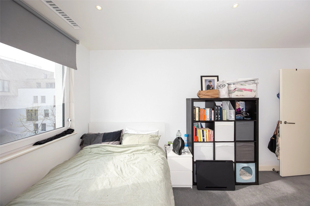 1 bedroom apartments/flats for sale in Capitol Way, Colindale - NW9 view 6