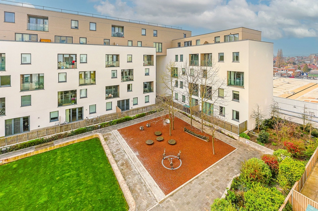 1 bedroom apartments/flats for sale in Capitol Way, Colindale - NW9 view 12