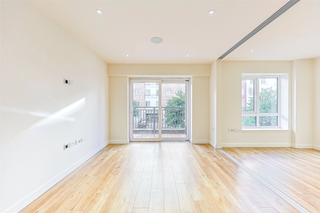 1 bedroom apartments/flats for sale in Boulevard Drive, Beaufort Park, Colindale - NW9 view 2