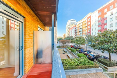 Boulevard Drive, Beaufort Park, Colindale - NW9 view 7