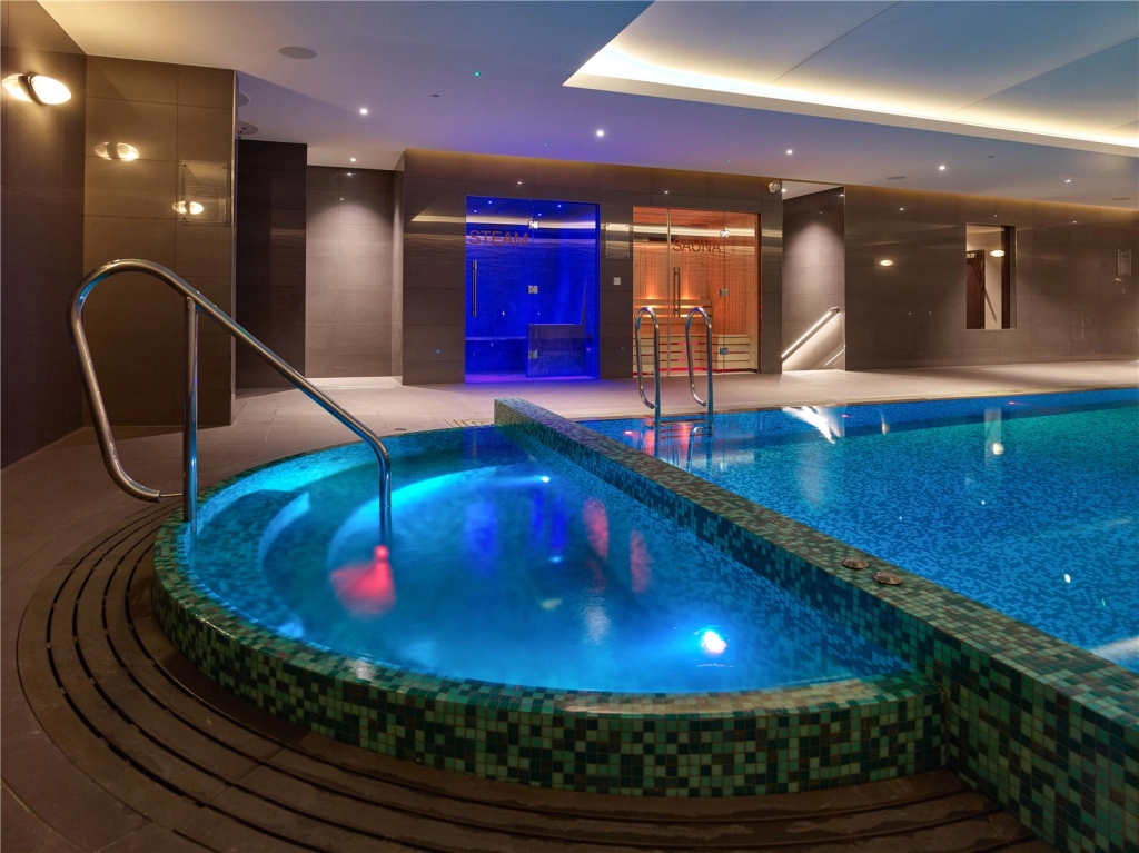 2 bedrooms apartments/flats for sale in Longfield Avenue, Ealing - W5 view 15