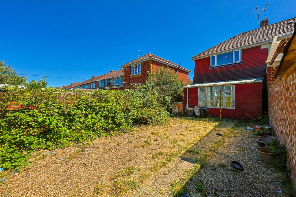 3 bedrooms houses for sale in Ashford Avenue, Hayes - UB4 view 18